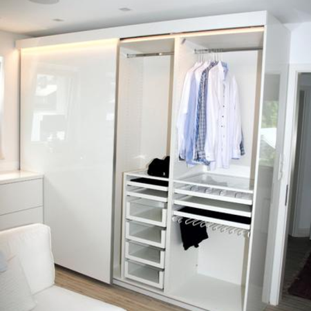 Schwebetürenschrank im Schlafzimmer