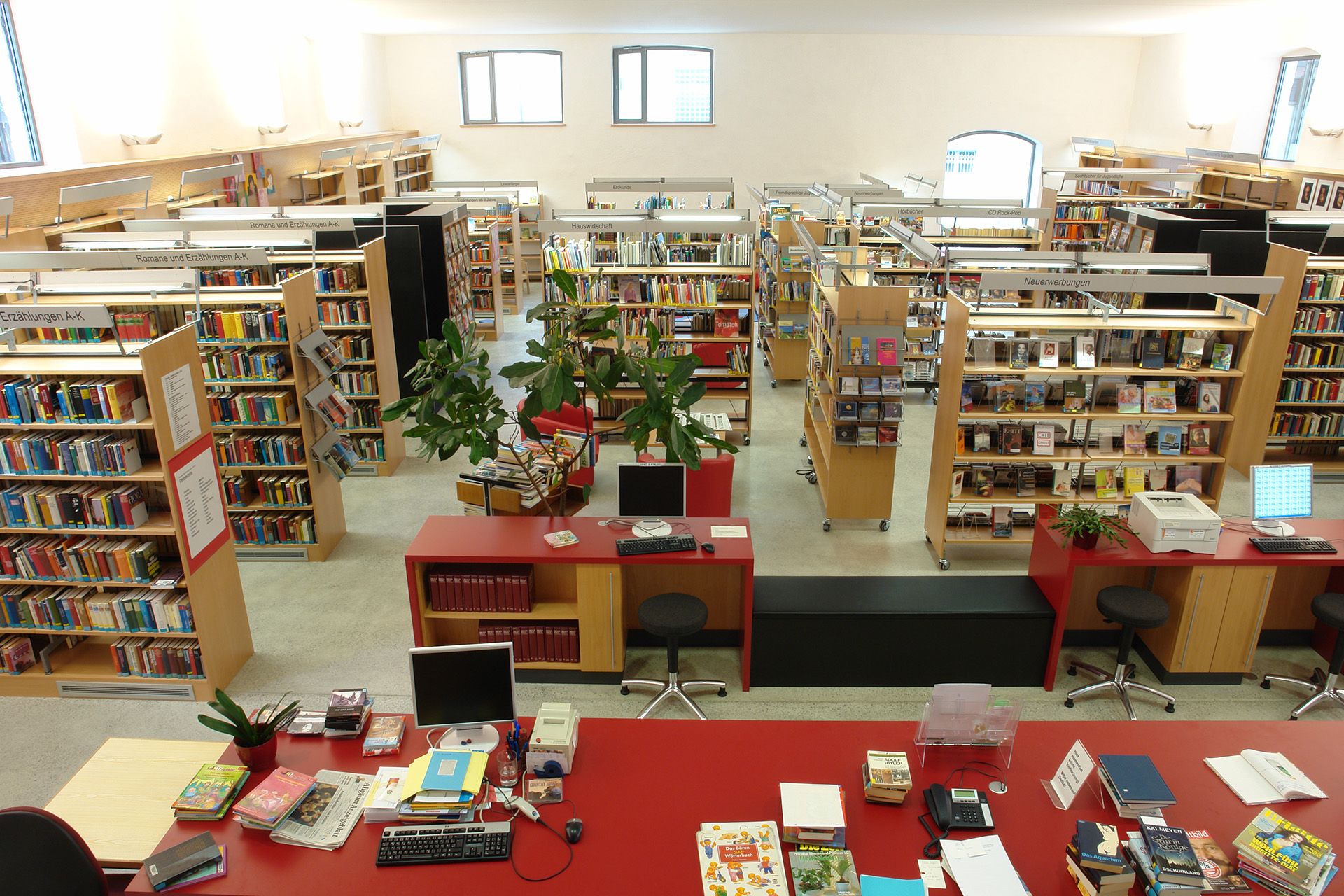 Bibliotheksmöbel